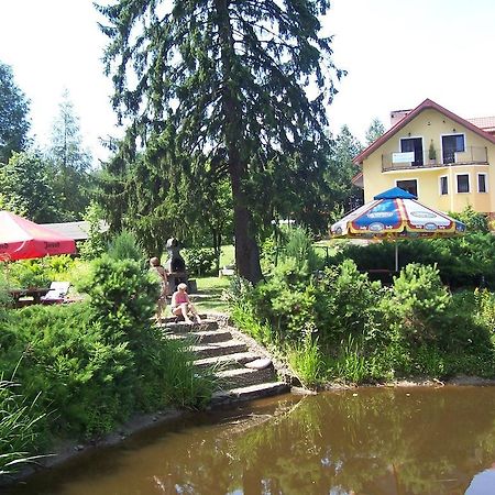 Gosciniec Nad Stawem Villa Szczytno  Exterior foto