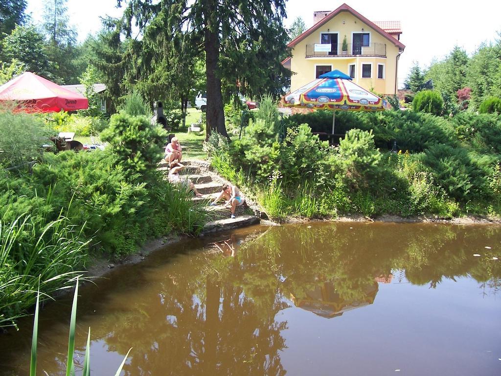 Gosciniec Nad Stawem Villa Szczytno  Exterior foto