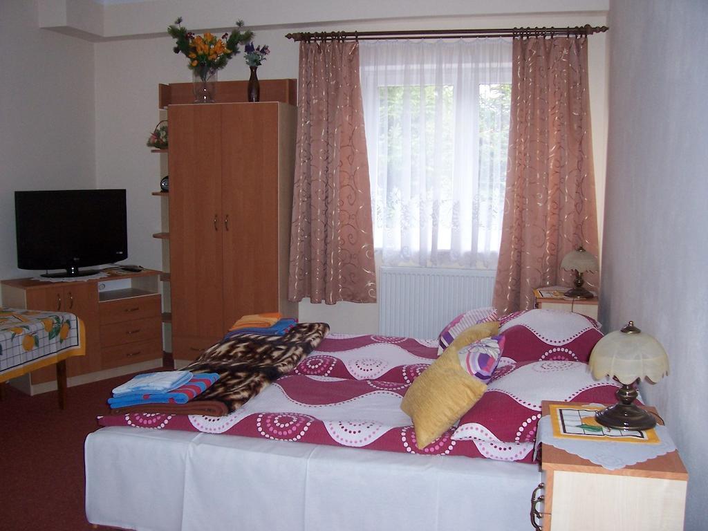 Gosciniec Nad Stawem Villa Szczytno  Cameră foto