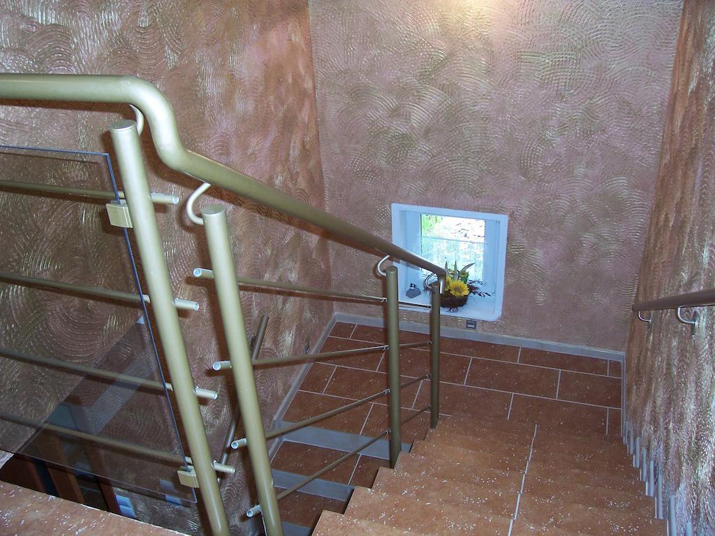 Gosciniec Nad Stawem Villa Szczytno  Exterior foto